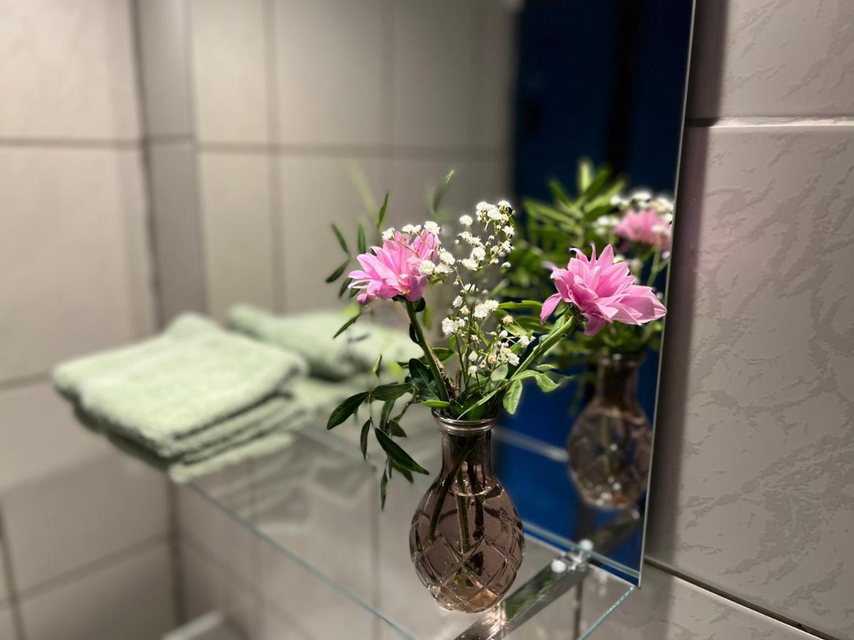 Reetscheune Kruezen Kruzen Esterno foto